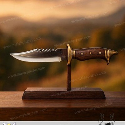 Kurt Başlı Avcı Bıçağı, Kamp Bıçağı