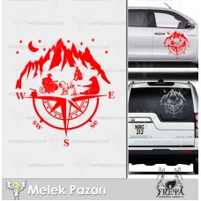Pusula Karavan Sticker. Kamp Yapan İnsanlar ve Ayı Pusula Karavan Sticker 