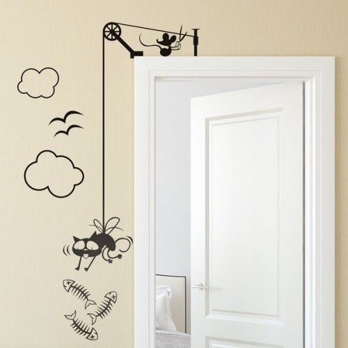 Yaramaz Fareler Dolap, Kapı Sticker