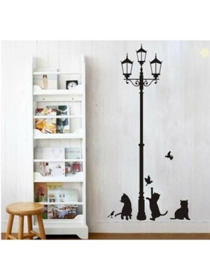 Sokak Lambası ve Oynayan Kediler Duvar Sticker Sokak Lambası ve Oynayan Kediler Duvar Sticker