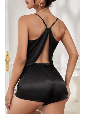 Kadın Siyah Asimetrik Sırt Dekolte Detaylı Şık Şortlu Gecelik Takım