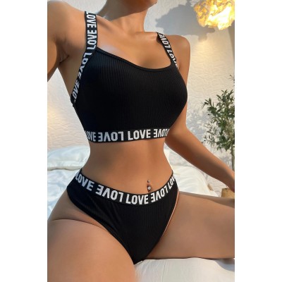 Kadın Siyah Çapraz Sırt Ve Love Yazı Detaylı Iç Çamaşır Takımı Kadın Siyah Çapraz Sırt Ve Love Yazı Detaylı Iç Çamaşır Takımı
