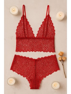 Kadın Kırmızı Dantel Bralet Şort Takımı – Tutkulu ve Çekici İç Giyim Kadın Kırmızı Dantel Bralet Şort Takımı – Tutkulu ve Çekici İç Giyim
