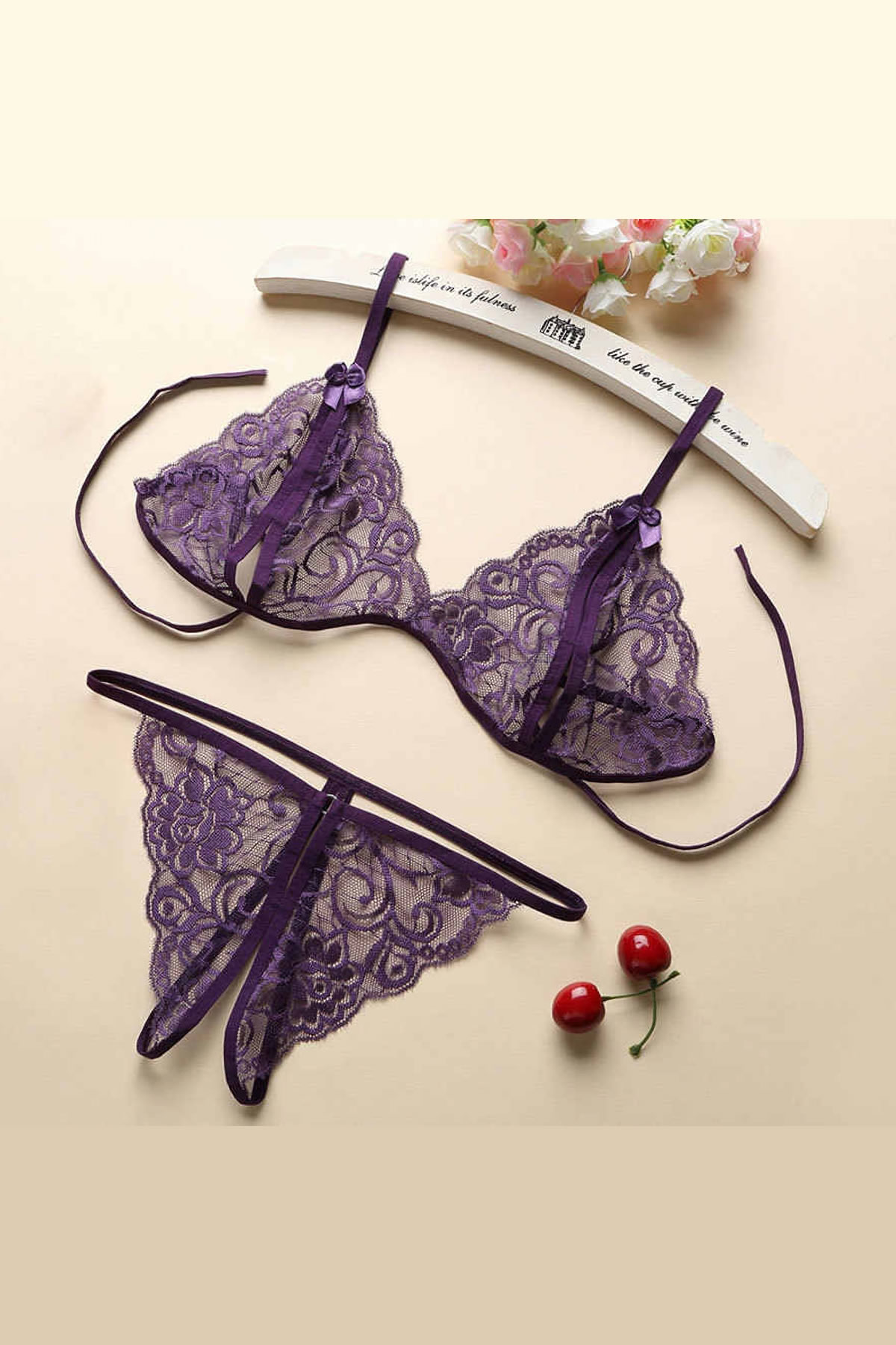 Kadın Mor Dantelli Sütyen Külot Takımı Kadın Mor Dantelli Sütyen Külot Takımı