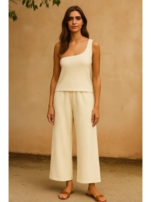 Kadın Beyaz Tek Omuzlu Şık Bluz & Geniş Paça Pantolon İkili Takım