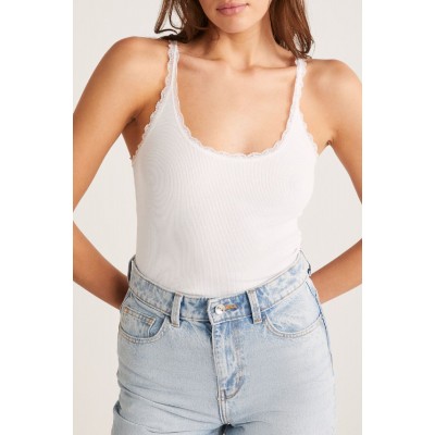 Kadın Beyaz Normal Kalıp Dantel Detalı Ince Askılı Oyuk Yaka Atlet