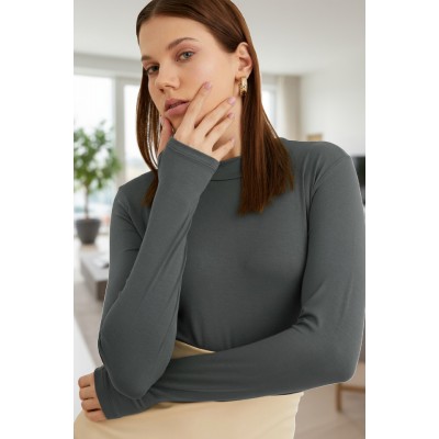 Kadın Antrasit Gri Parmak Detaylı Esnek Uzun Kollu Body Kadın Antrasit Gri Parmak Detaylı Esnek Uzun Kollu Body