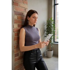 Kadın Antrasit Gri Kolsuz Balıkçı Yaka Basic Bluz 